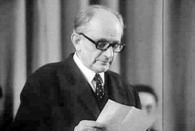 Vdekja e Eqrem Çabejt – humbja e një kolosi të gjuhësisë shqiptare