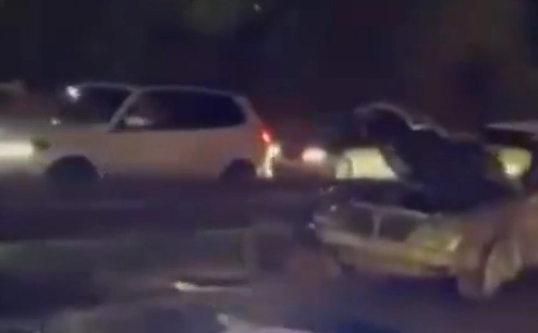 Viktimat e aksidentit të mbrëmshëm në Llapushnik ishin çift, djali i tyre në gjendje të rëndë