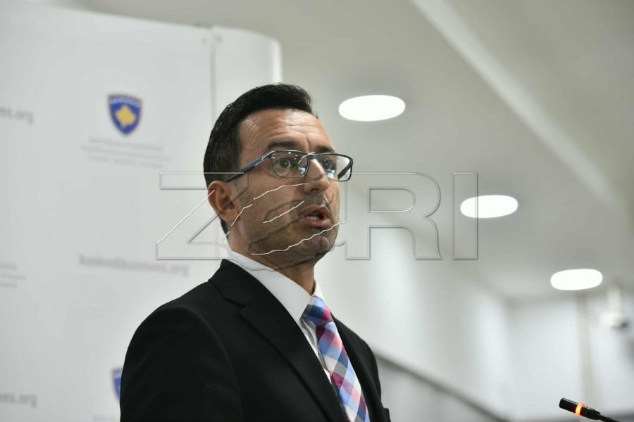 Dimal Basha “betohet” se s’ka shkruar kurrë kundër UÇK-së