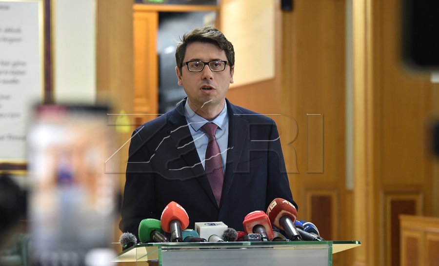 Murati: Nëse jo Rashiqi, kush duhet të zgjidhet nënkryetar nga pakica serbe