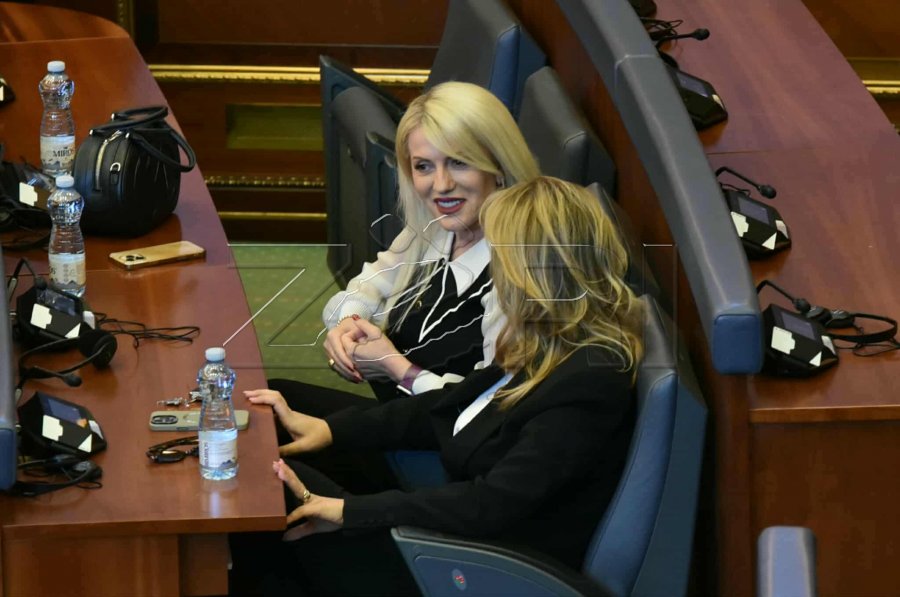 Izmaku: Basha të japë dorëheqje ose të shkarkohet