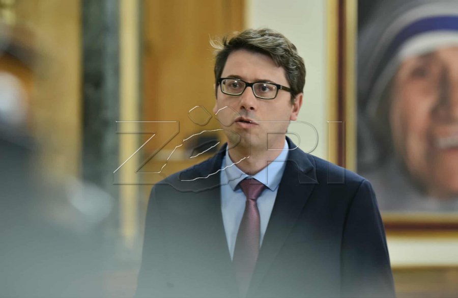 Murati pretendon se pas zgjedhjeve lokale opozita do të bëjë koalicion me Listën Serbe