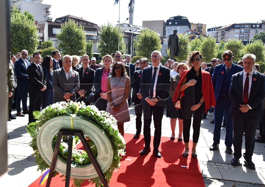 “Çdo familje meriton përgjigje”, Prattipati bën homazhe për të zhdukurit