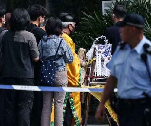 Hong-Kongu arreston të dyshuar të tjerë në hetimin e zjarrit, numri i të vdekurve arrin në 151