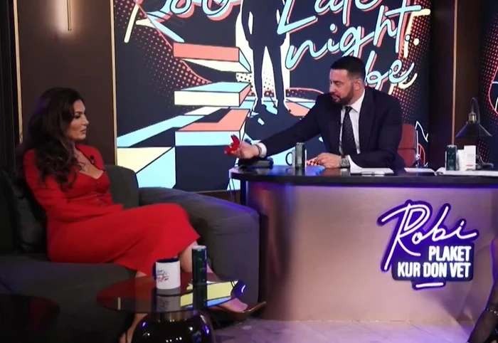 “Këtë unazën e mban ti derisa Renee t’i bëjë 18 vjet”, kuptimi i veçantë pas dhuratës së Robertit për Norën