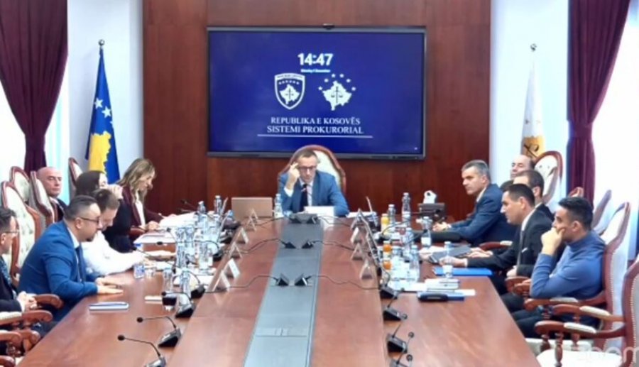 Katër anëtarë të KPK-së nuk qëndrojnë në mbledhje: Nuk rrimë me Qalajn