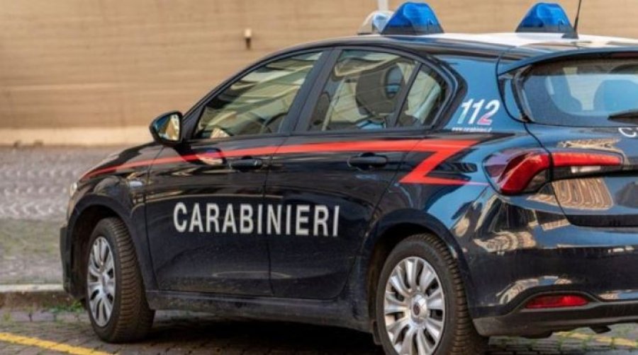 Kamuflonte në ambalazhin e vezëve dhe çokollatave lëndë narkotike, arrestohet 22-vjeçari shqiptar në Itali