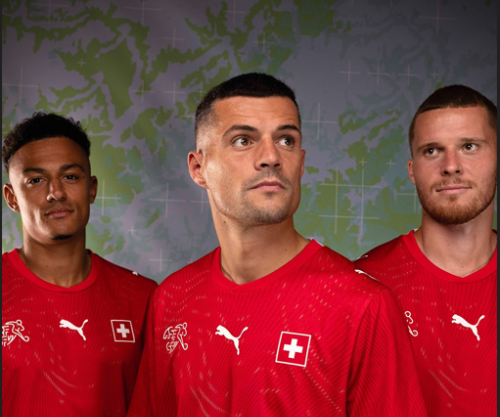 Me Xhakën si imazh kryesor, Zvicra prezanton fanellat e Botërorit 2026