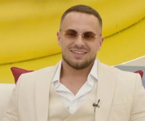 Edi ngec me shprehjet gjatë spektaklit në Big Brother VIP Kosova 4 [video]