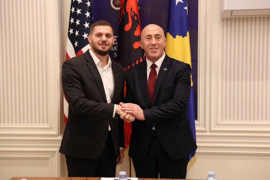 Zëdhënësi i AAK-së kandidat për deputet, Haradinaj: Edukata e tij e lartë në punë është inspirim për shumëkënd