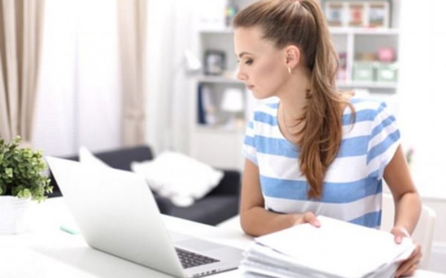 A e dini çfarë i ndodh trupit kur qëndroni ulur gjatë?