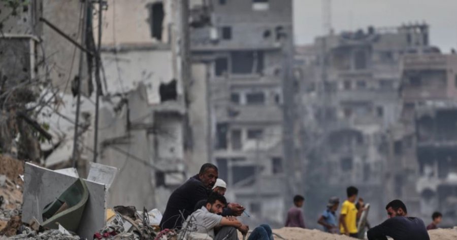 Udhëheqësi i Katarit: Armëpushimi në Gazë është në një moment kritik