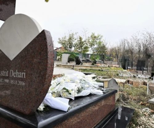 Dëmtimi i varrit të Astrit Deharit, policia thotë se rasti po hetohet
