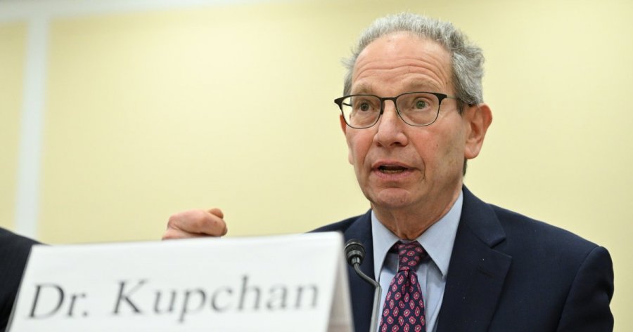 Kupchan: Situata në Ballkanin Perëndimor e ndjeshme, stabiliteti varet nga roli i SHBA-së