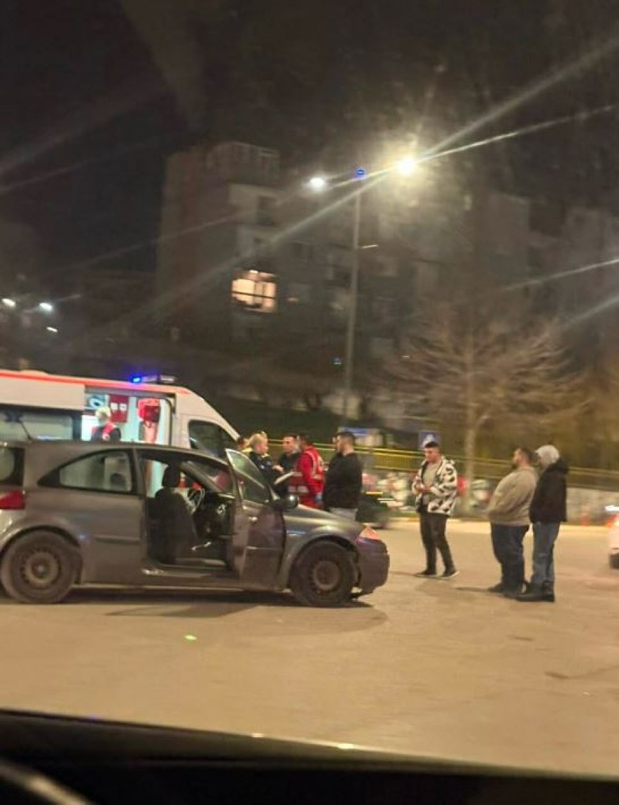 Aksident te “Rruga B” në Prishtinë, në vend të ngjarjes arrijnë policia dhe ambulanca