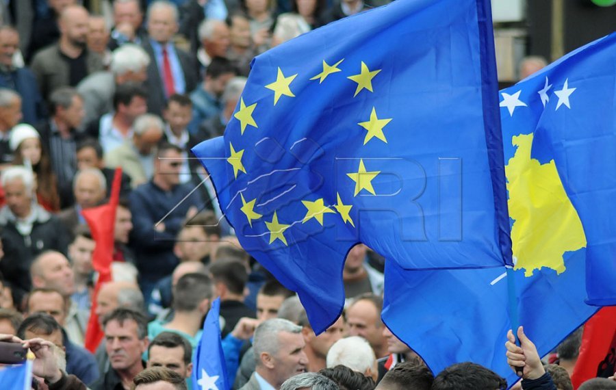 Kosova shpallet zyrtarisht vend i sigurt për azil nga BE-ja