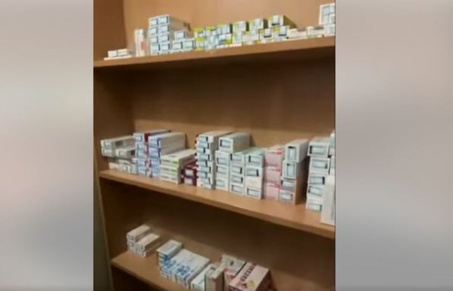 Konfiskohen 153 artikuj medicinalë pa banderola në një barnatore në Ferizaj
