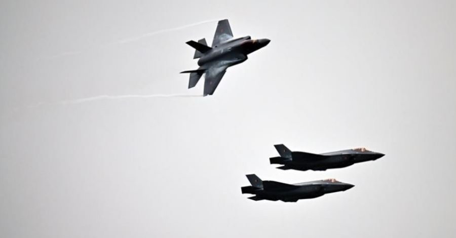 Avionë luftarakë amerikanë i afrohen hapësirës ajrore të Venezuelës