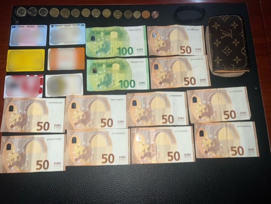 Qytetari dorëzon në Polici kuletën me para dhe dokumente, që e gjeti në Prishtinë