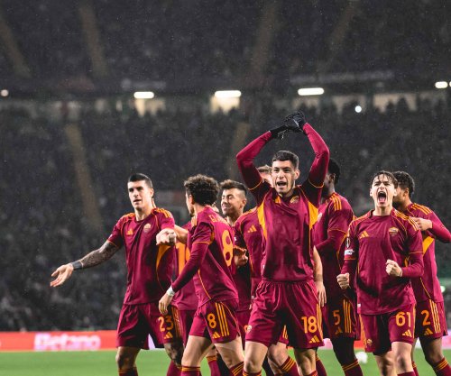 Roma në epërsi ndaj Celticut, pas pjesës së parë