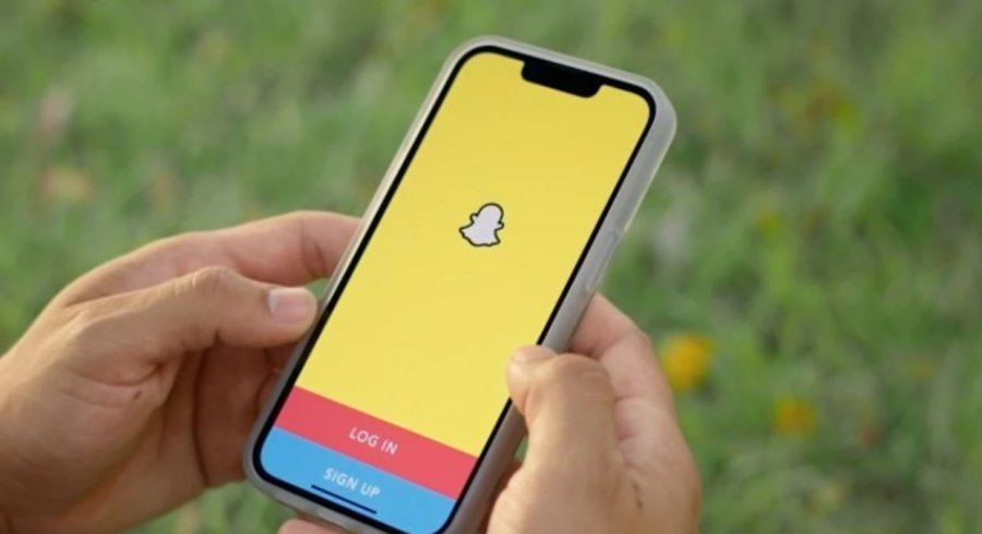 Si po e verifikon Snapchat moshën e përdoruesve në Australi?