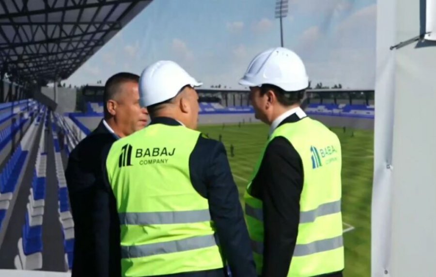 Vendoset gur themeli në stadiumin “Zahir Pajaziti” në Podujevë, Kurti e Bulliqi zotohen se do të bëhet me kriteret e UEFA-s