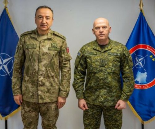 Komandanti i KFOR-it e pret në takim gjeneralin Jashari, flasin për sigurinë dhe rëndësinë e koordinimit të ngushtë