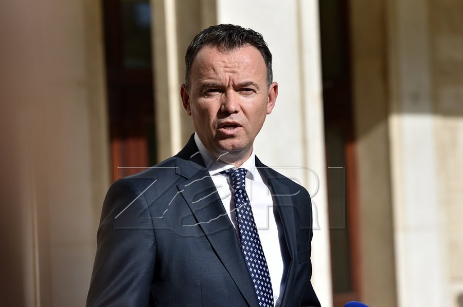 Faton Peci betohet sot si kryetar i Mitrovicës së Jugut