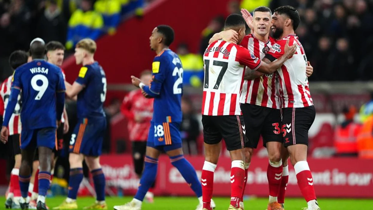 “Uau”- analistët e njohur lavdërojnë Xhakën si “luftëtar absolut” pas fitores së Sunderlandit kundër Newcastle në derbi