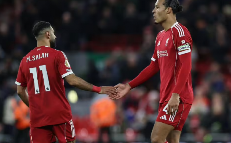 Van Dijk flet për të ardhmen e Salahut te Liverpool: Shpresoj të qëndrojë