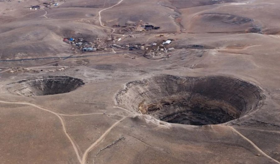 Qindra gropa gjigante po hapen në Turqi, shkencëtarët shpjegojnë shkakun