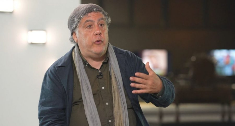 Sfidat e raportimit nga zonat e konflikteve, Ron Haviv flet për misionin e fotoreporterëve