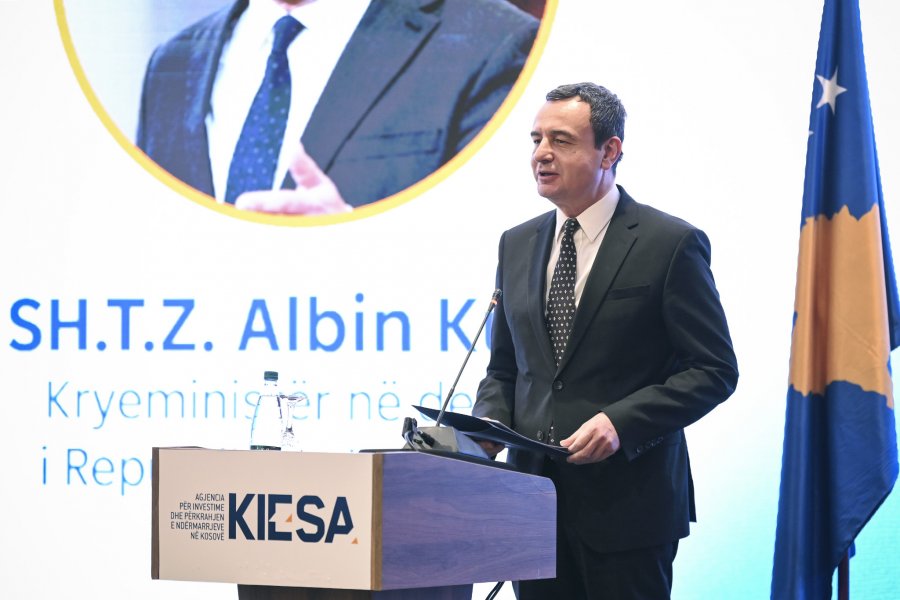 Kurti: Kompanitë para pak vitesh as s’e dinin ku është Kosova në hartë, tash ankohen vetëm për bileta të aeroplanit