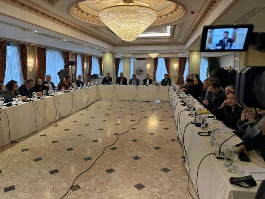 Instituti Riinvest: Kosovës i duhen dekada për t’iu afruar standardeve të jetesës në BE