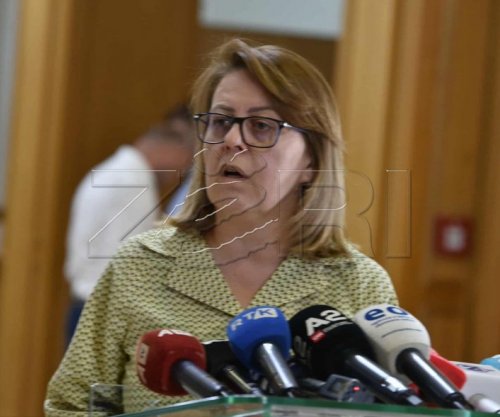 Bajrami: Dejona Mihali në mënyrë ilegale vendos për çdo gjë në Kosovë, Prokuroria Speciale të marrë masa