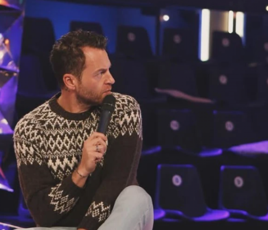 Ledion Liço gati për nisjen e spektaklit: Faleminderit që na pritët