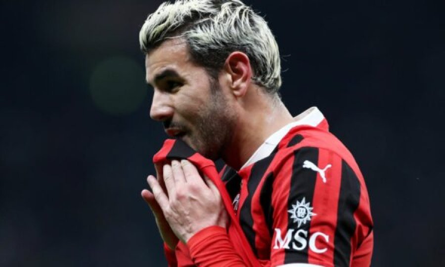 Theo Hernandez insiston se nuk dëshironte që të largohej nga Milani verën e kaluar