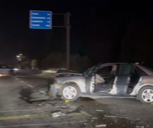 Parakalimi i gabuar shkakton aksident të rëndë në Shqipëri, katër të lënduar