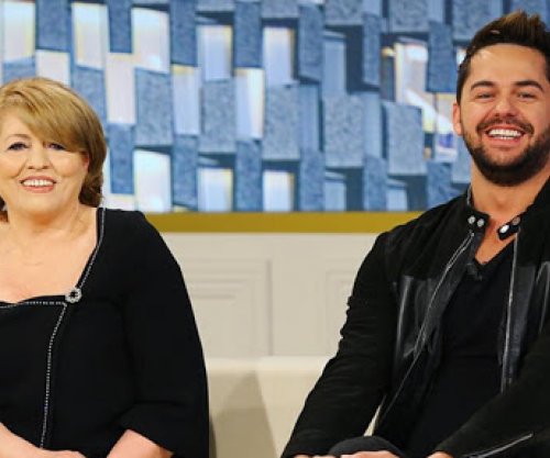 Falënderime, dhimbje dhe një paralajmërim – nëna e Shpat Kasapit me reagim emocional disa javë pas vdekjes së tij