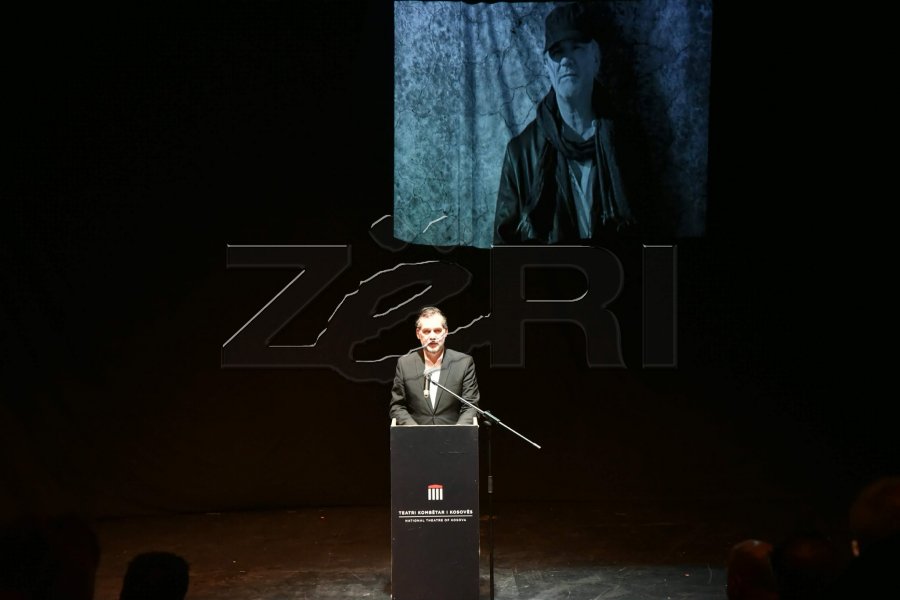 Çeku ia jep lamtumirën e fundit Shemit: E rëndë që si shoqëri kemi filluar të humbim një brez të artë artistësh