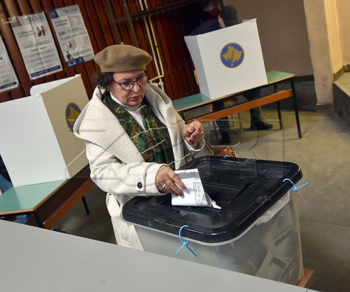 Kryetari i KQZ-së deklarohet sërish për problemet me rrymë në qendrat e votimit