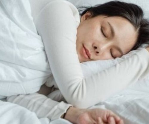 Sa orë duhet të flemë për të qenë të shëndetshëm?