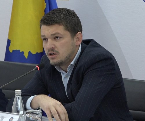 Anëtari i PDK-së në KQZ: Qendrat e votimit po përballen me mungesë rryme