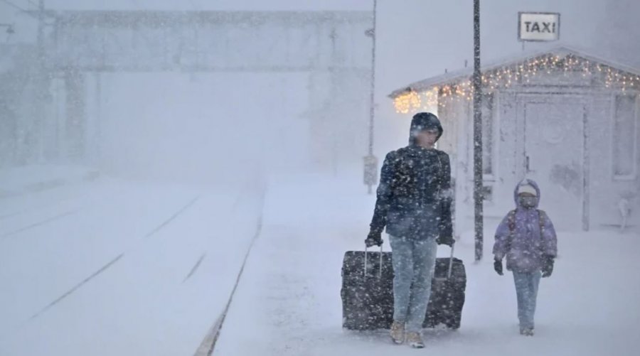 Dy të vdekur në Suedi, stuhia dimërore vdekjeprurëse godet vendet nordike