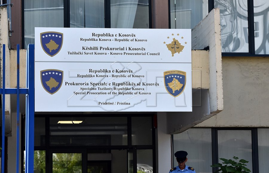 Gjykimet në mungesë rrisin aktakuzat për krime lufte