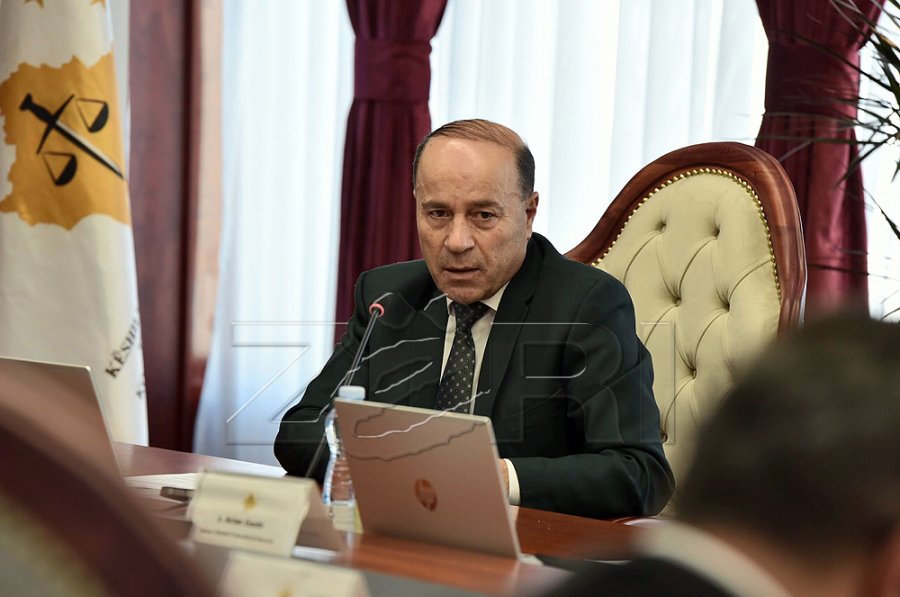 Qalaj tërhiqet nga kërkesa për ta caktuar Lumezin u.d. të zëvendëskryeprokurorit të Shtetit