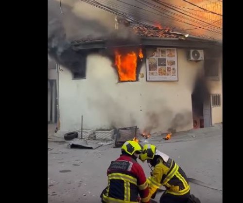 Fëmija rreth 1 vjeç vdes nga zjarri në Prizren, tre të tjerë shpëtohen