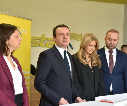 Kurti nga Posta e Kosovës lavdërohet për zyrat e kësaj ndërmarrjeje, që u vendosën në veri