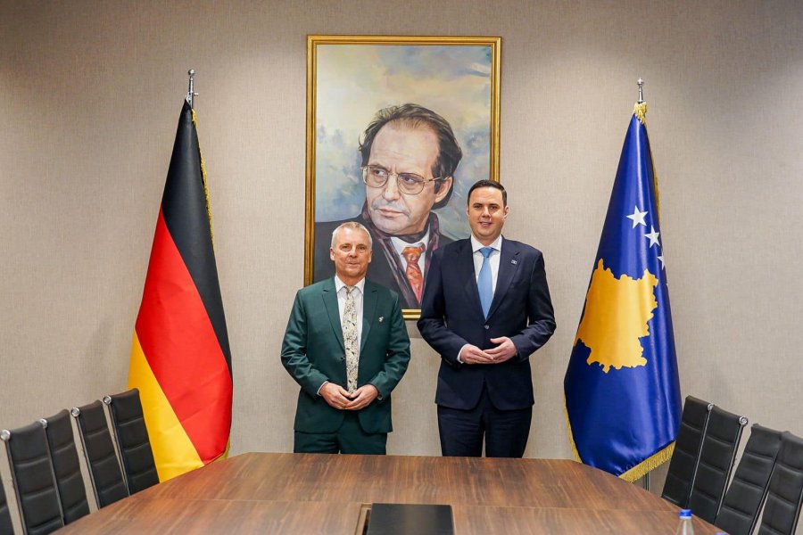 Abdixhiku takon ambasadorin Rohde: E njoftova për projektet që do të nisim si qeveri pas 9 shkurtit