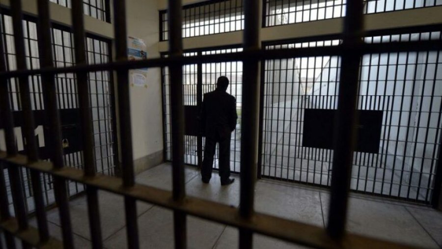 Prokuroria në Pejë kërkon paraburgim për katër të dyshuarit për detyrim